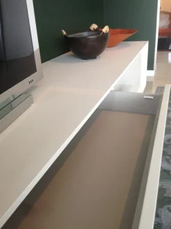 Clearance Parete attrezzata Thesis di scontata del 70% Pareti Attrezzate