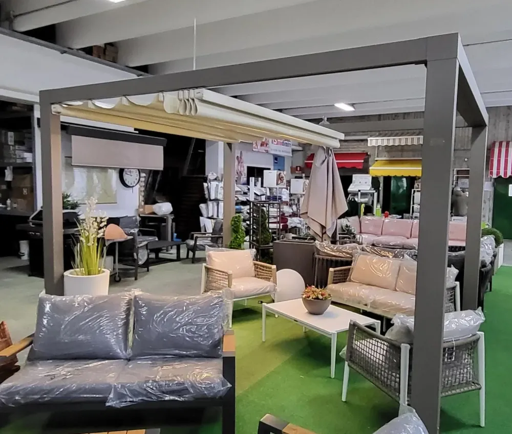 Pergotenda a marchio modello Phonix free SCONTATA^Pratic Sale