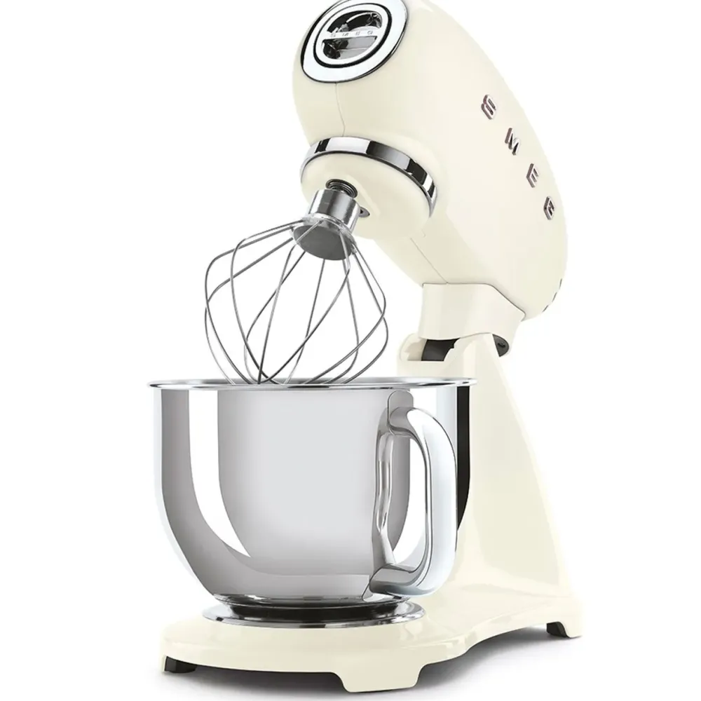 Smeg Piccoli elettrodomestici : Impastatrice full color a prezzi outlet- Piccoli Elettrodomestici