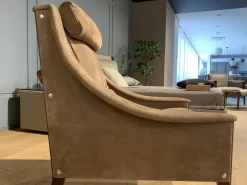 Poltrona con poggiatesta Dezza in Offerta Outlet^Poltrona Frau New