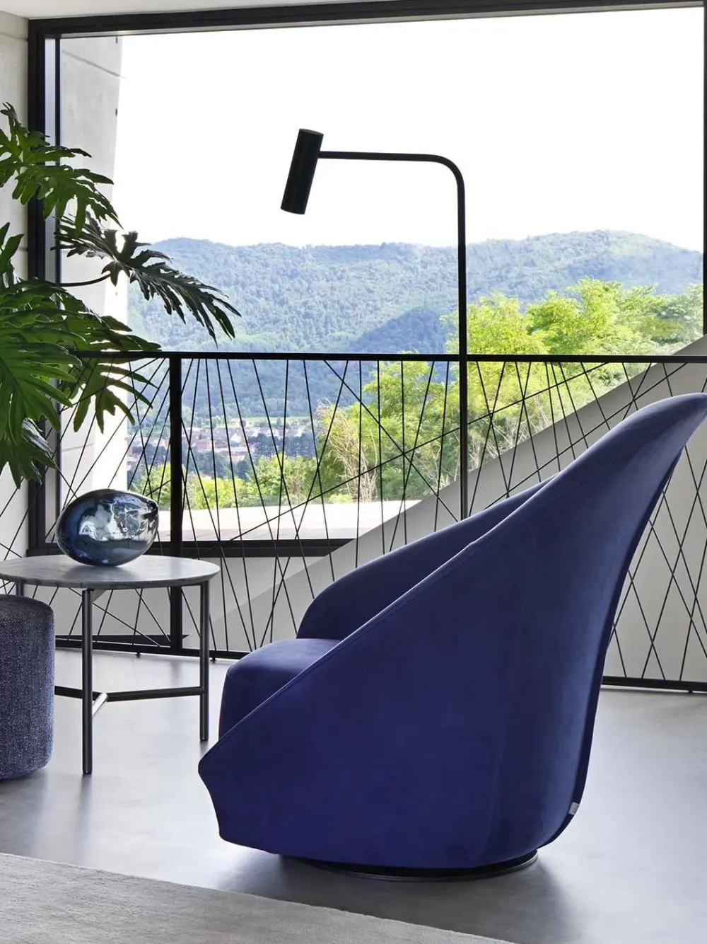 Flou Poltrona con seduta fissa Lilia in Offerta Outlet- Poltrone