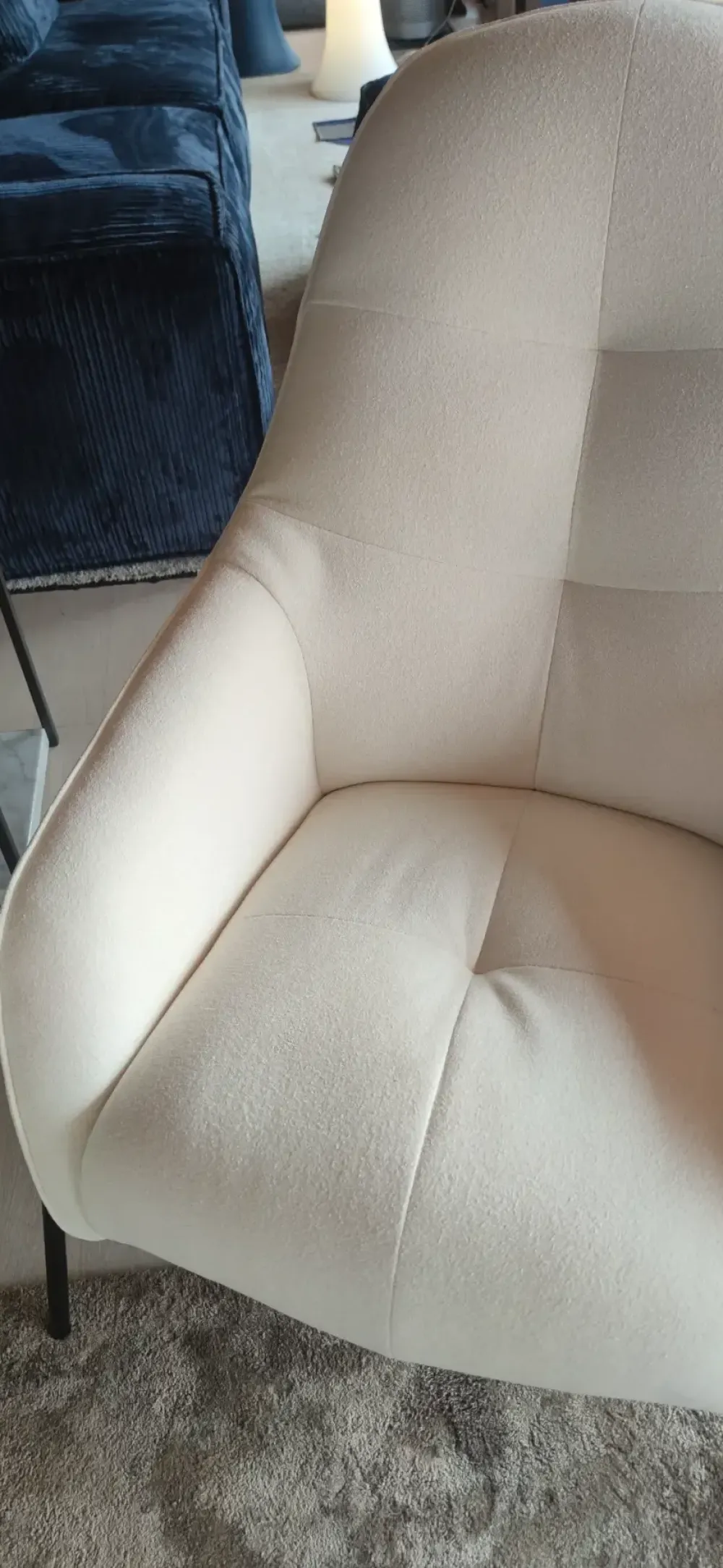 Max Divani Poltrona con seduta fissa Ariel a prezzo Outlet- Poltrone