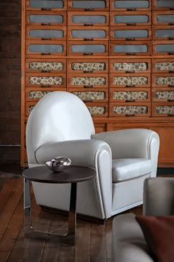 Poltrona con seduta fissa Vanity fair in Offerta Outlet^Poltrona Frau Outlet