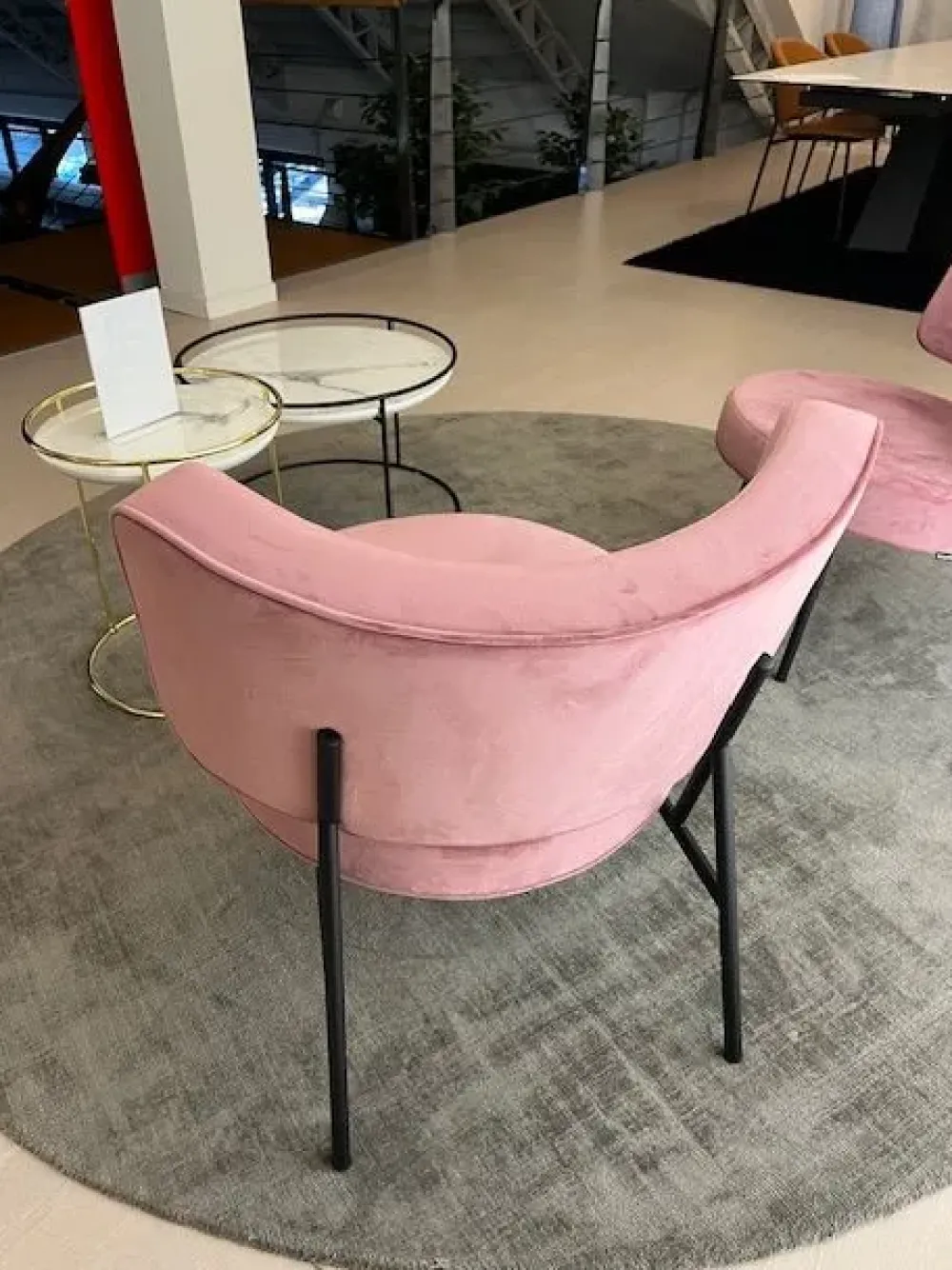 Poltrona con seduta fissa Coco a prezzo scontato^Calligaris New