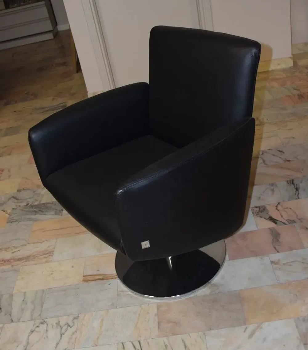 Calligaris Poltrona con seduta fissa Wait a prezzo scontato- Poltrone