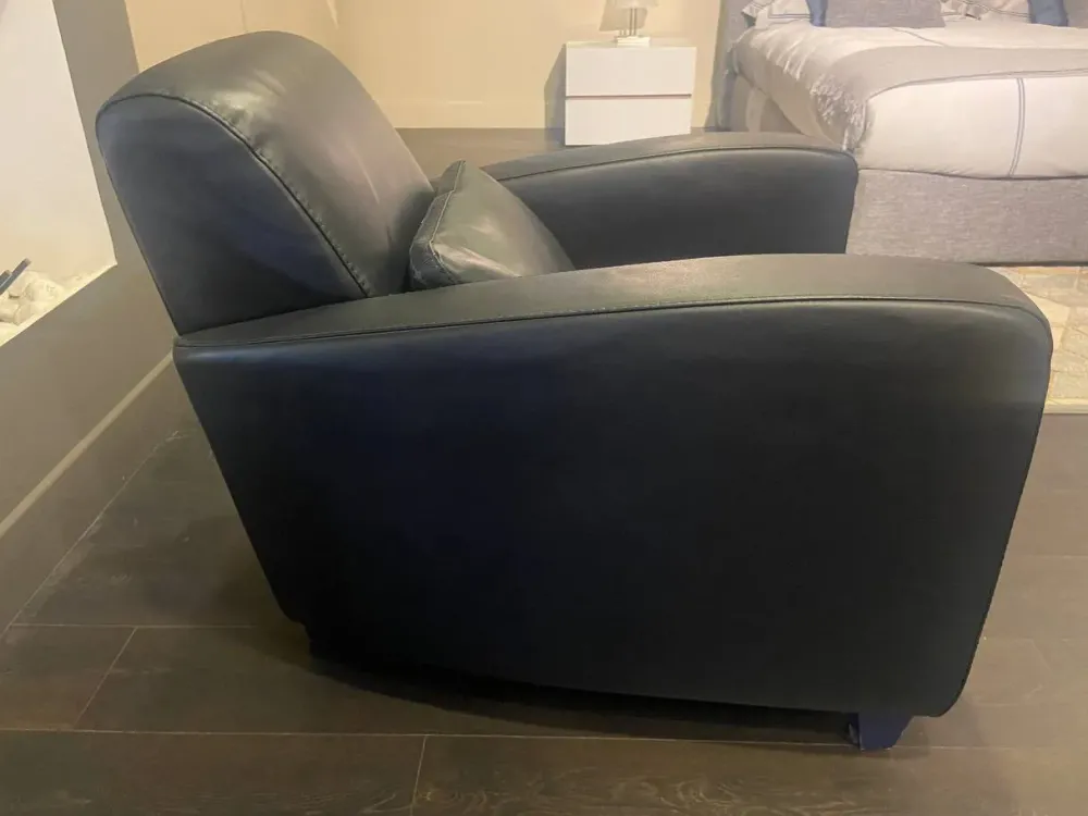 Collezione esclusiva Poltrona Dot in Pelle SCONTATA- Poltrone