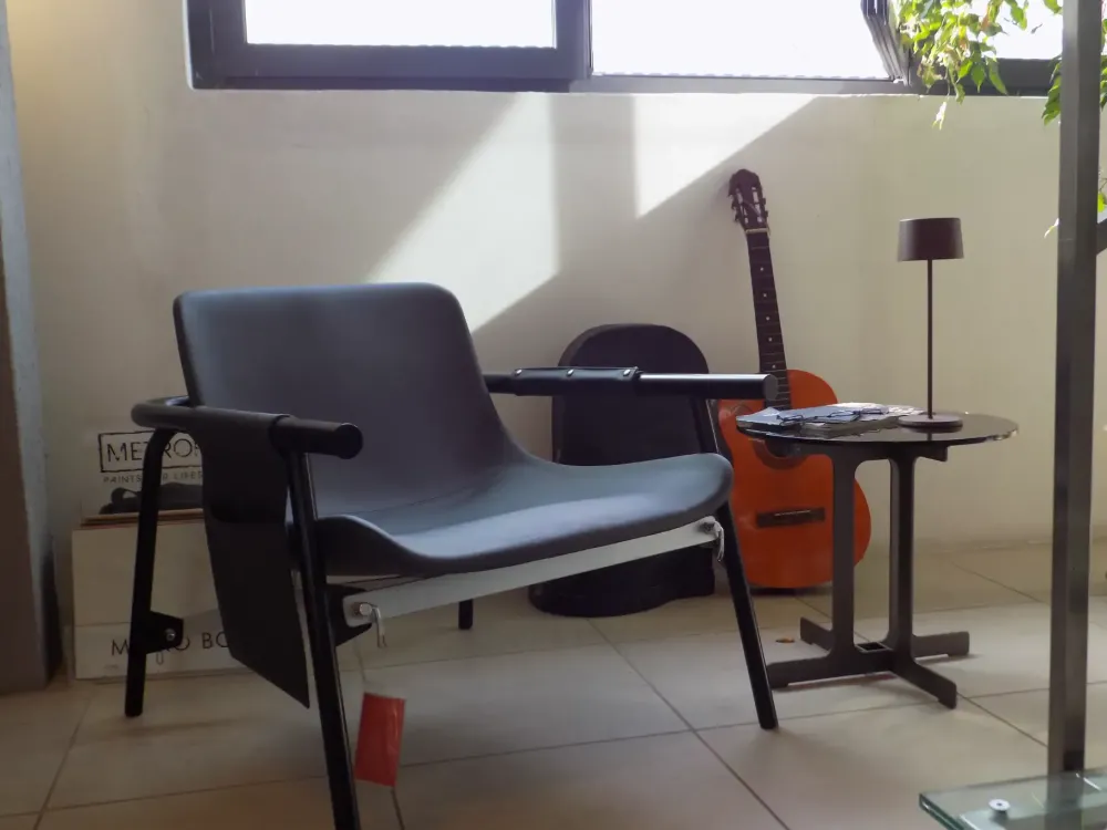 Bonaldo Poltrona in Ecopelle Poltrona eddy a prezzo Outlet- Poltrone