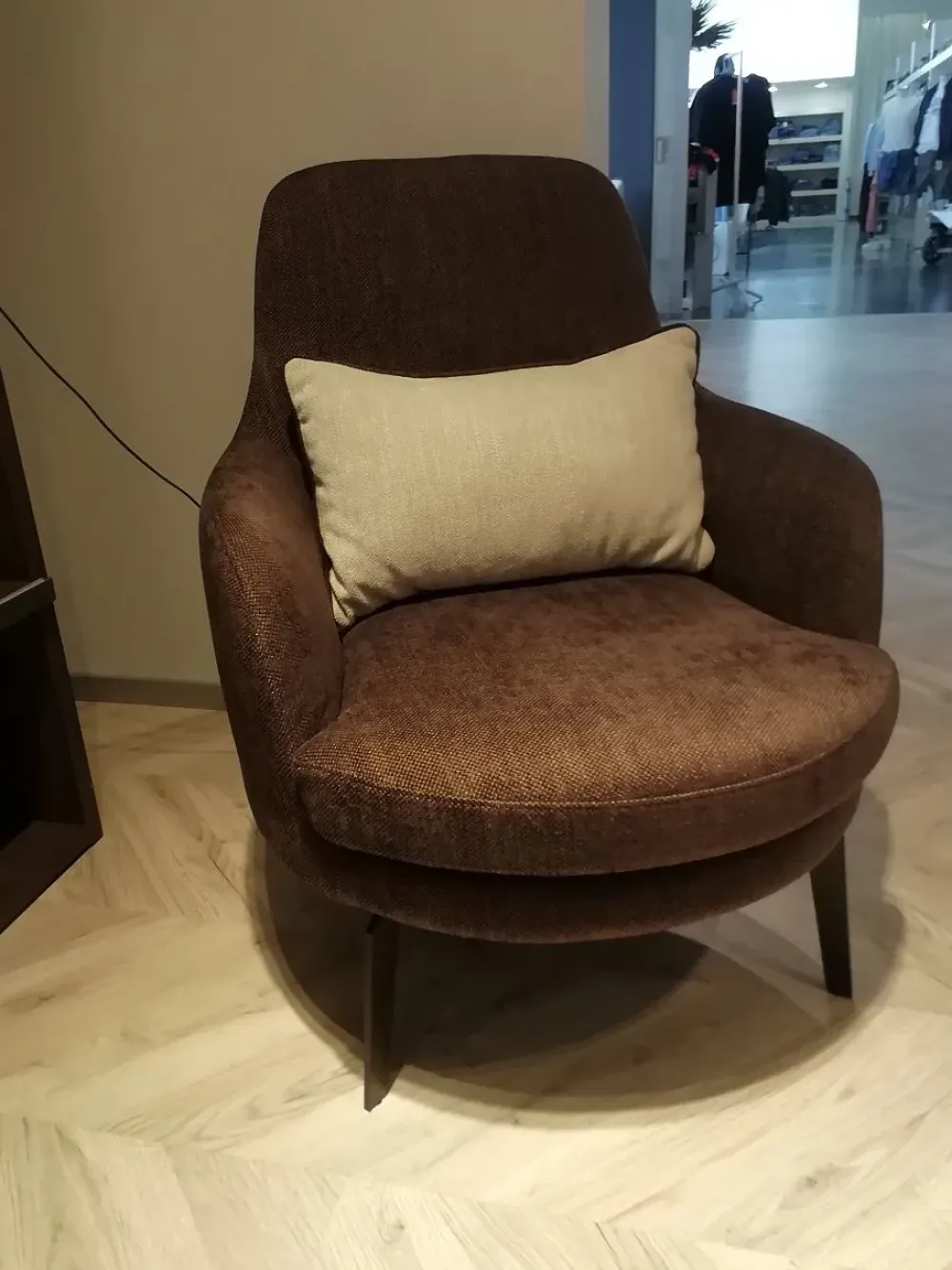 Poltrona in stile design Air in Offerta Outlet^Le Comfort Hot