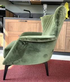 Bonaldo Poltrona in stile moderna Lovy armchair bergère in Offerta Outlet- Poltrone