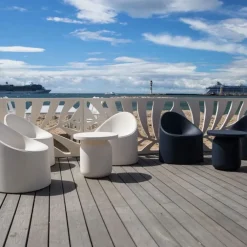 Poltrona in Tessuto Bay a prezzo scontato^Serralunga New