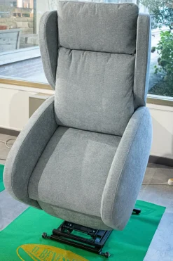 Hot Poltrona in Tessuto Carla relax a prezzo scontato Poltrone