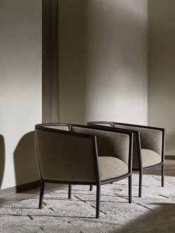 Molteni & C Poltrona in Tessuto Margou a prezzo Outlet- Poltrone