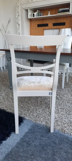 Mobilificio Bellutti Poltrona in Tessuto Modello quadrifogli in Offerta Outlet- Poltrone