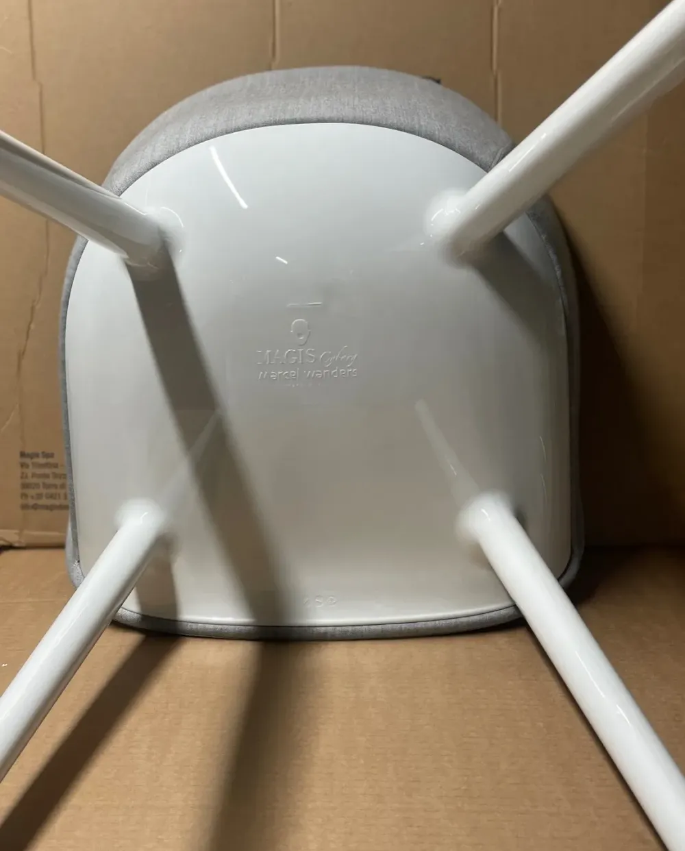 Magis Poltrona in Tessuto Poltroncina cyborg lady a prezzo scontato- Poltrone