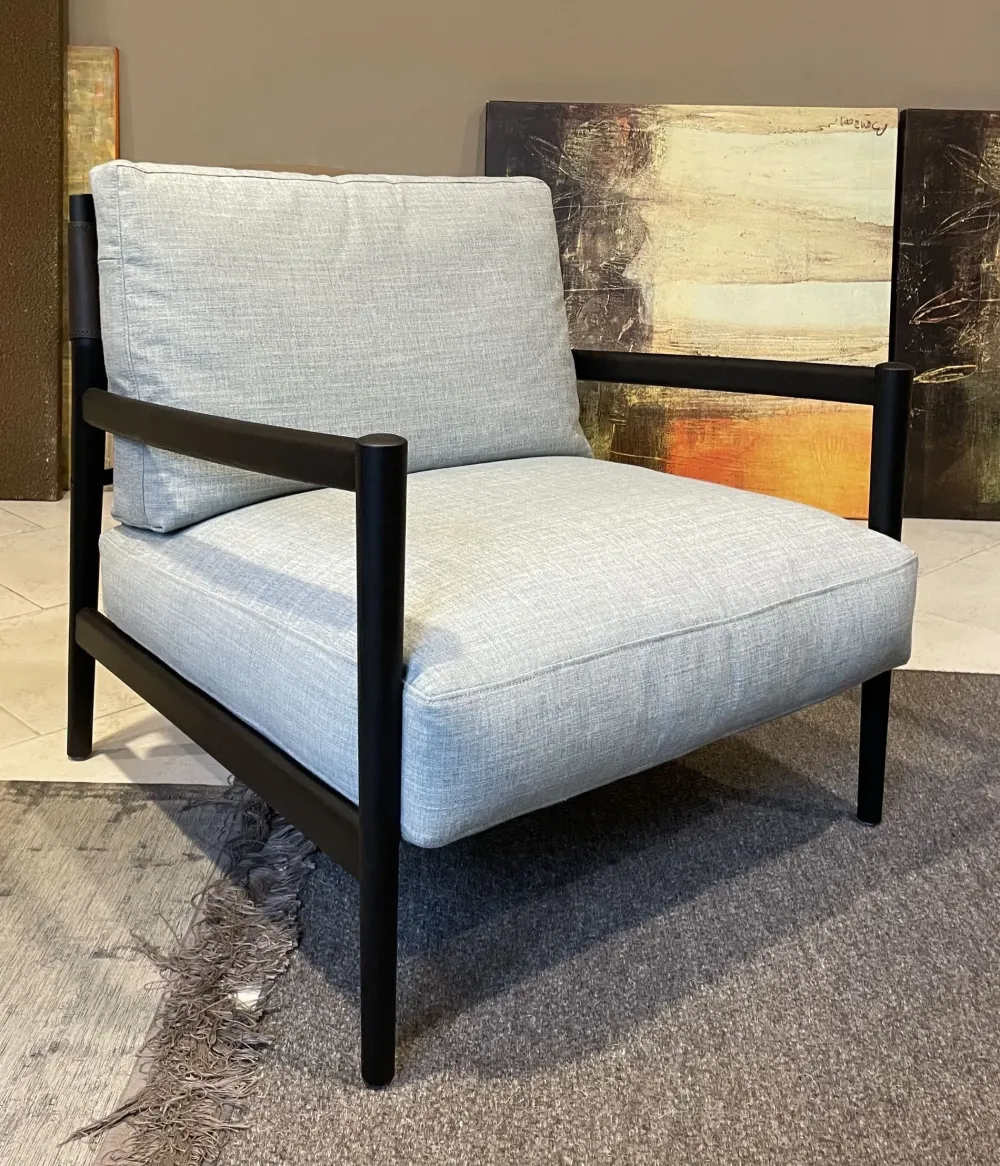 Poltrona Maddix in Tessuto SCONTATA^Lema Hot