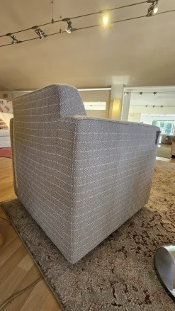 Poltrona modello Giorgy ad un prezzo conveniente^Divanidea Hot