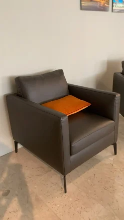 Poltrona modello Guidi a prezzi convenienti^Italiana Divani Clearance