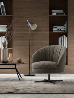 Hot Poltrona modello Oyster ad un prezzo conveniente Poltrone