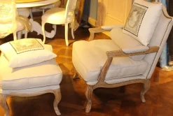 Dialma Brown Poltrona modello Poltrona con pouf      a brown con forte sconto- Poltrone