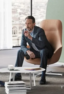 Hot Poltrona modello Truka lounge girevole oscillante ad un prezzo conveniente Poltrone