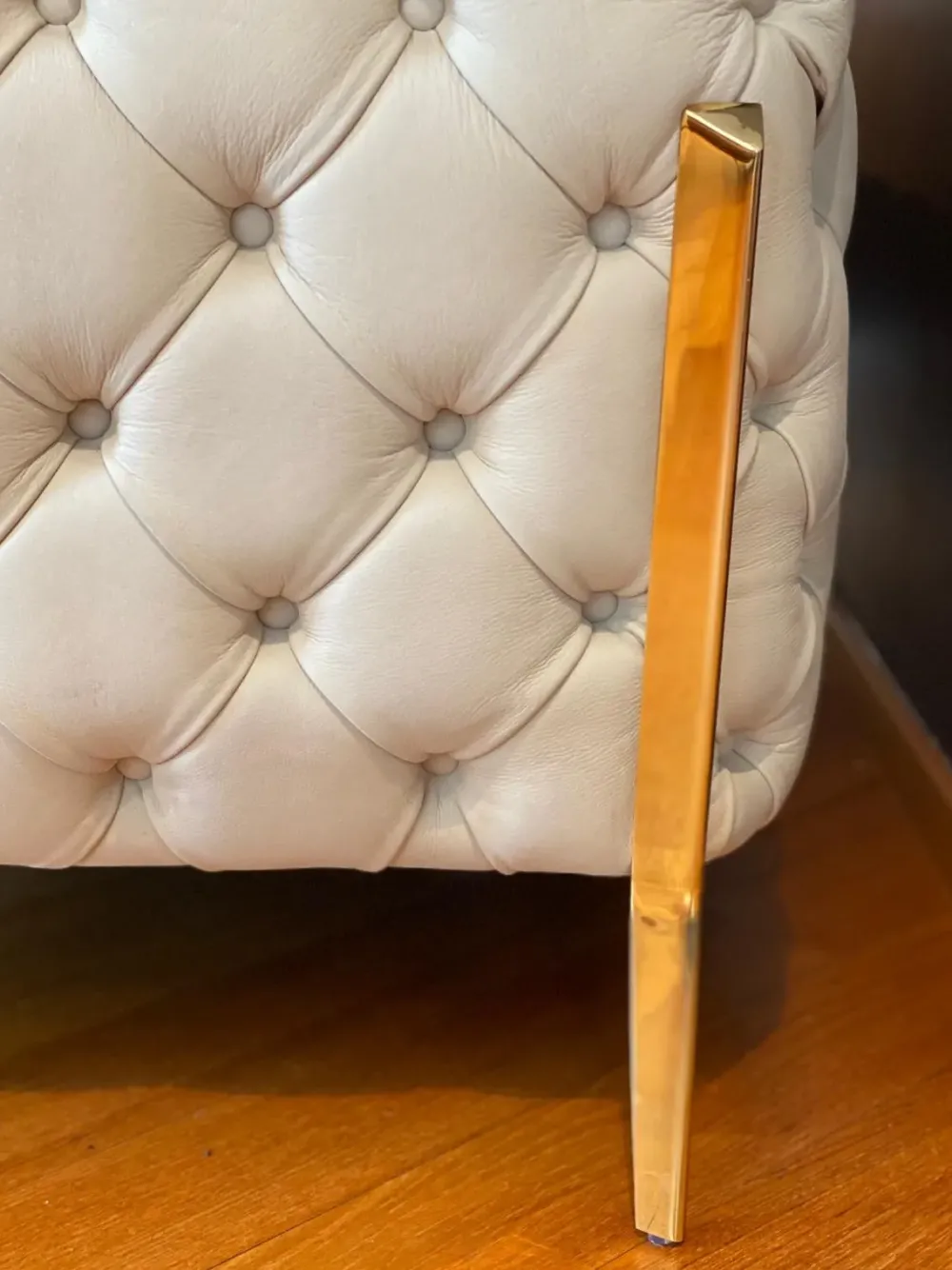 Online Poltrona pelle in misto piuma in Offerta Outlet Poltrone