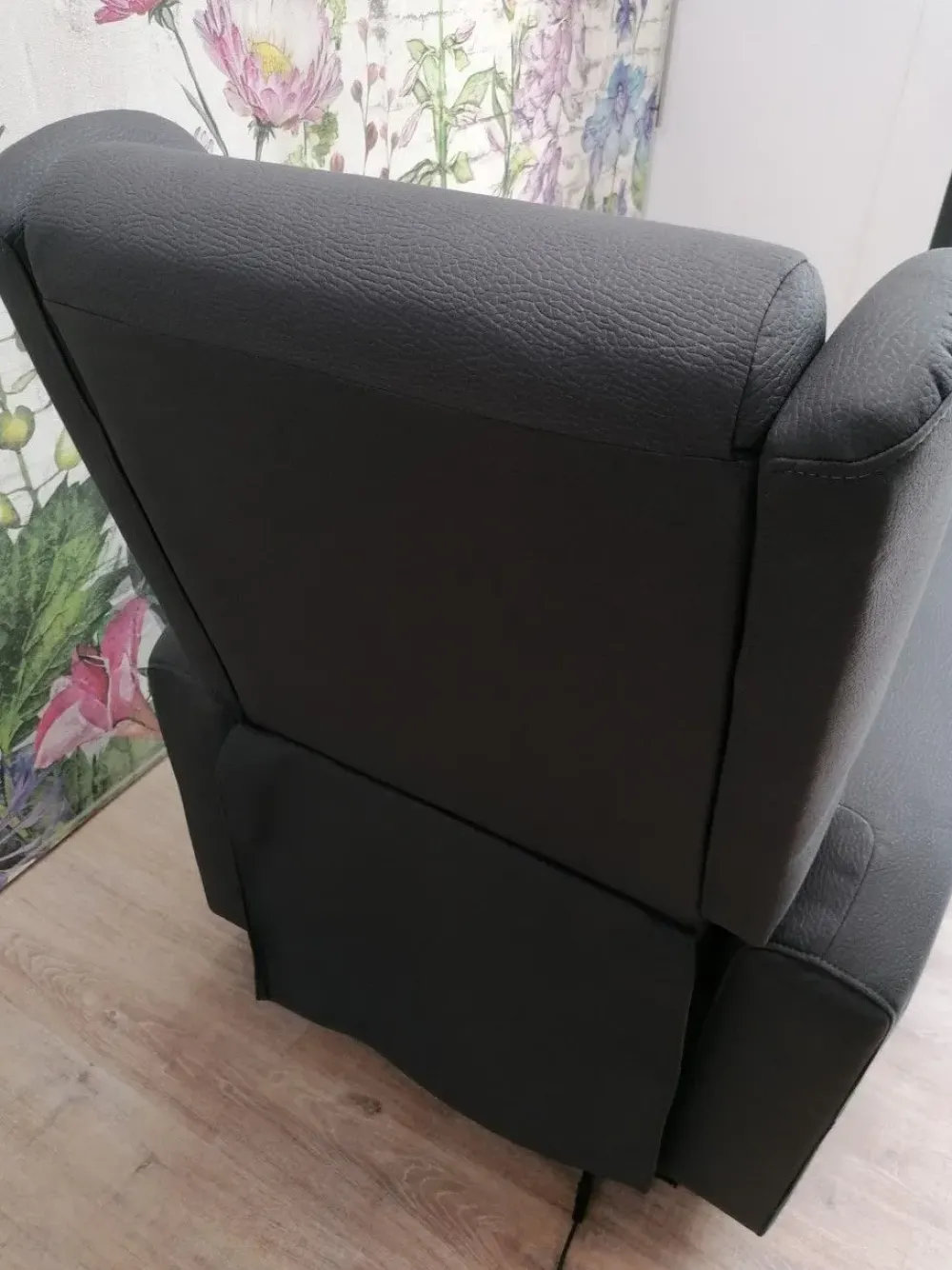 Outlet Poltrona relax in Ecopelle Arabella scontata Poltrone Relax