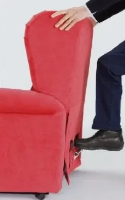 Spaziorelax Poltrona relax modello Berge' a marchio a prezzi convenienti- Poltrone Relax