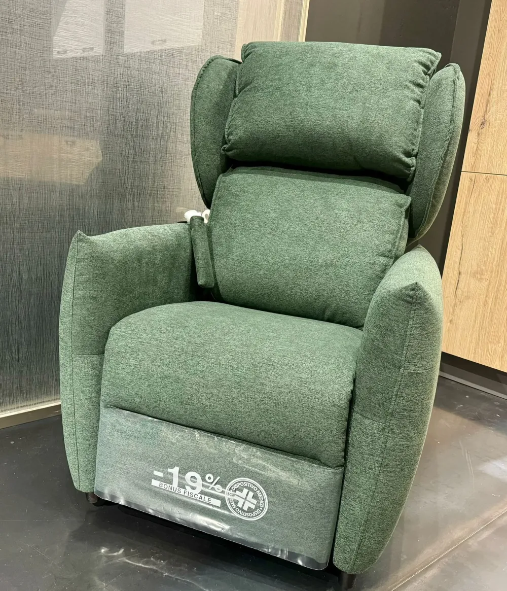 Poltrona relax modello Camilla a marchio in offerta^Spazio Relax Online