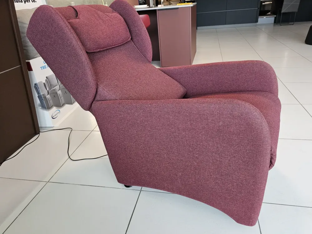 Poltrona relax modello Poltrona relax orietta a marchio con forte sconto^Vitarelax Sale