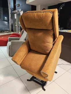 Sale Poltrona relax modello Prisca plus a marchio con forte sconto Poltrone Relax