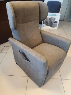 Clearance Poltrona Rita con movimento relax a marchio con uno sconto esclusivo Poltrone Relax