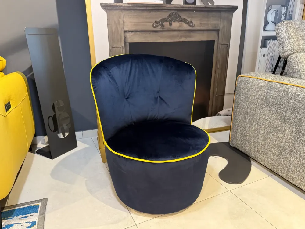 Egoitaliano Poltrona Scisci in Tessuto SCONTATA- Poltrone