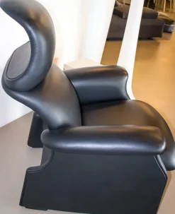 Poltrona mod. Viscontea in Pelle con poggiatesta -38%^Simon Sale