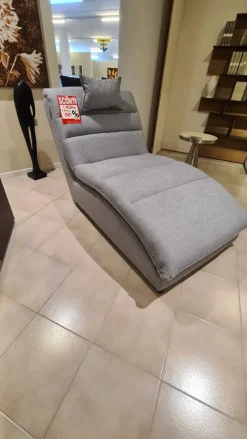 Collezione esclusiva Poltrona Yuka con movimento relax a marchio con uno sconto speciale- Poltrone Relax