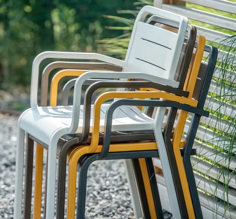 Clearance Poltroncina da esterni Urban a prezzo scontato Sedie