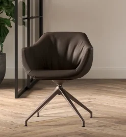 New Poltroncina Halia Con seduta fissa a marchio in offerta Poltrone