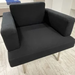 Poltroncina modello Poltrona mod. cubina nera in Tessuto a prezzo scontato^Artigianale Best