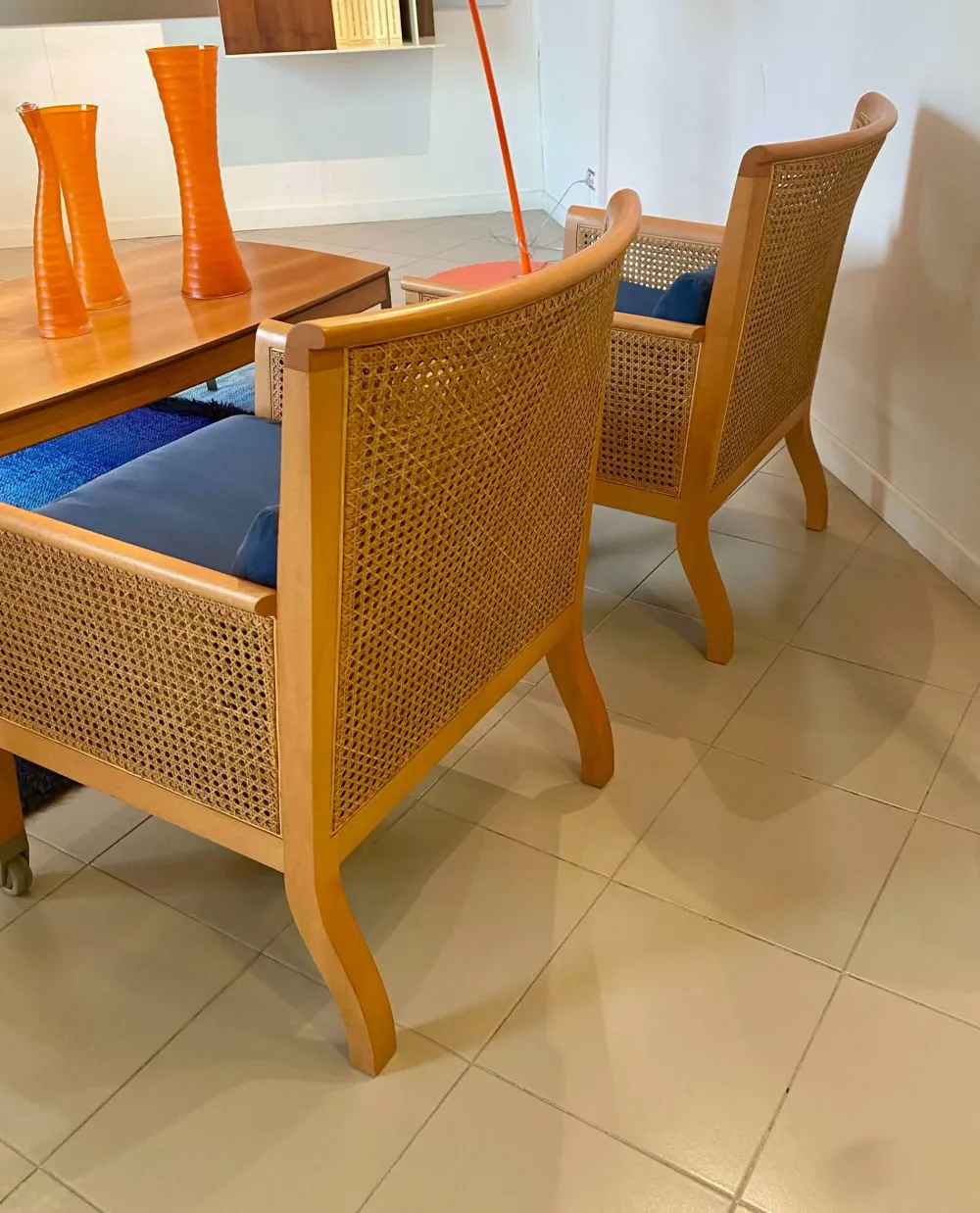 Poltroncina Sebastian designer arch. a. citterio Con seduta fissa con forte sconto^Flexform Outlet