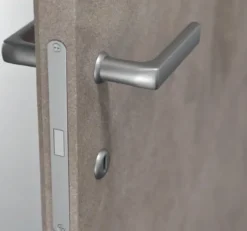 Collezione esclusiva Porta liscia  battente in laminato  a prezzo scontato- Porte