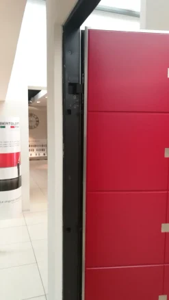 Porta liscia  moderna a prezzo ribassato 30%^Gardesa Hot