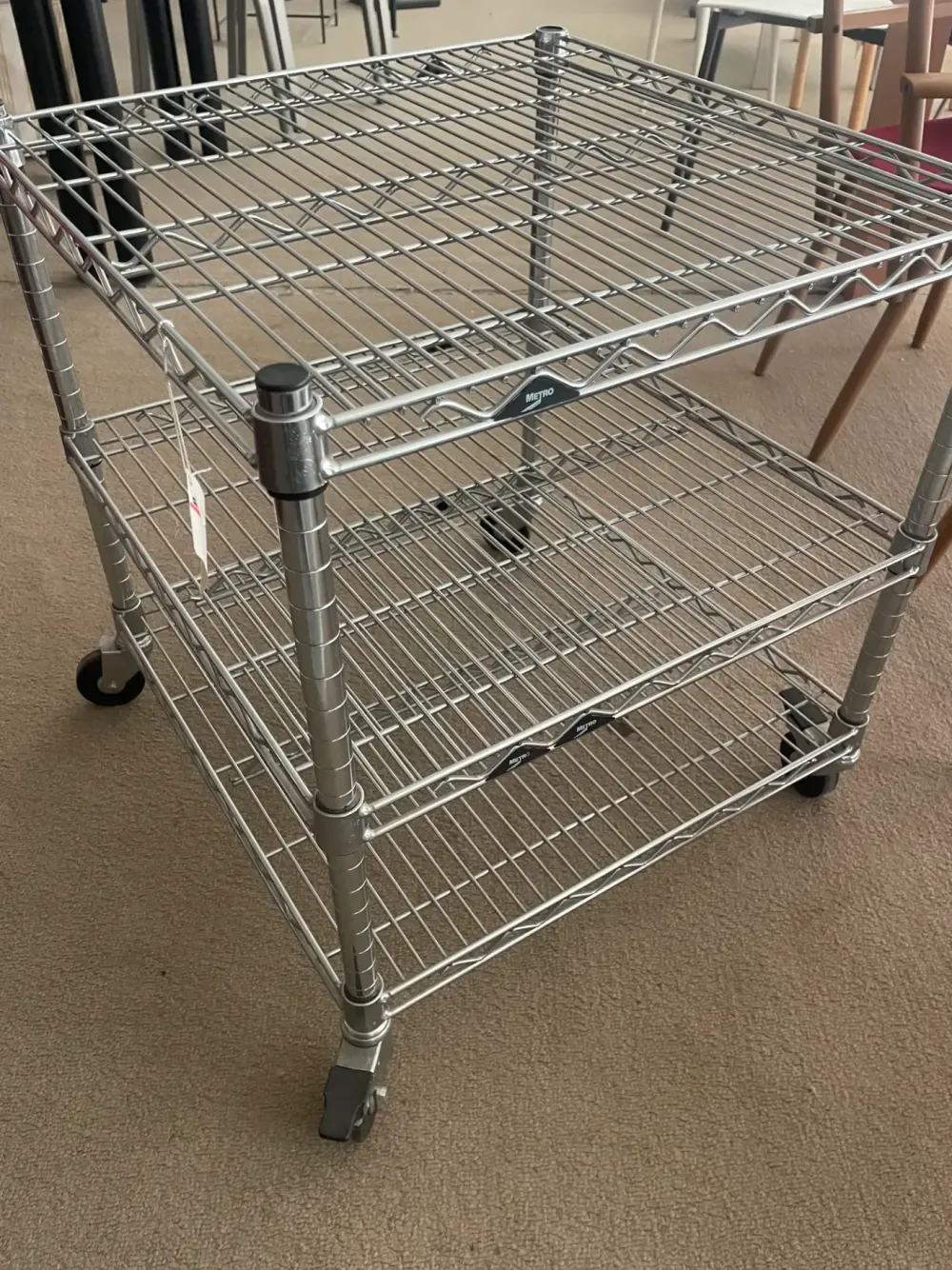 Clearance Porta tv per il living modello Carrello in metallo metro joint di scontato Porta Tv