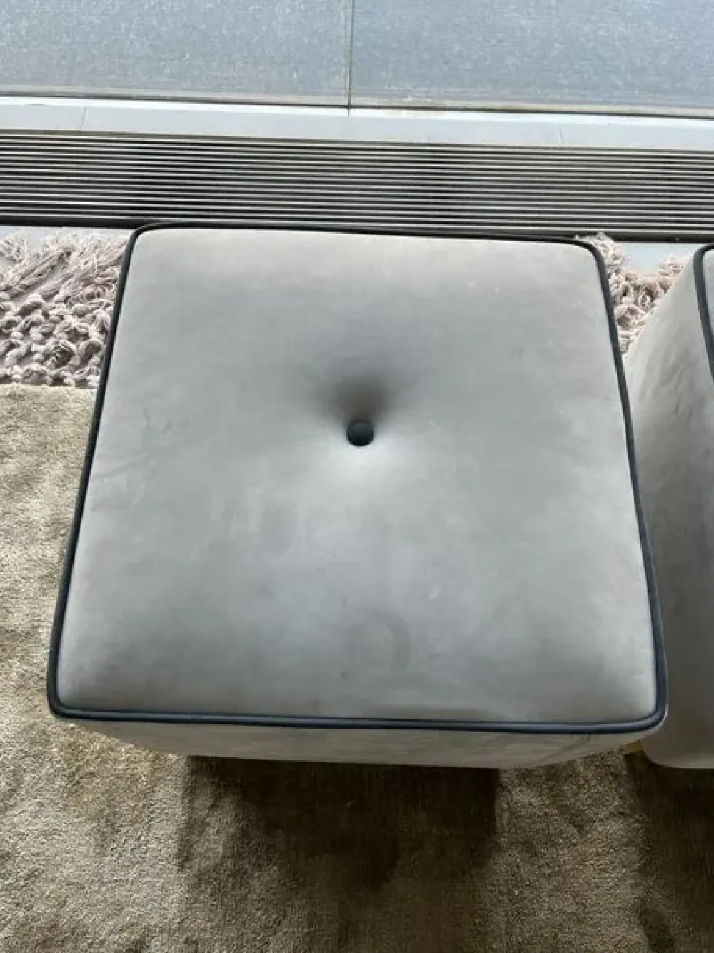 Pouf design modello Anais in Offerta Outlet^Baxter Outlet