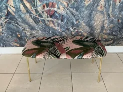 Pouf Fifties in offerta: stile retrò, comodo e resistente.^Calligaris Outlet