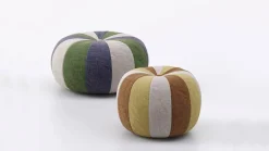 Pouf in tessuto Bound a marchio a prezzo ribassato^Doimo Salotti Sale