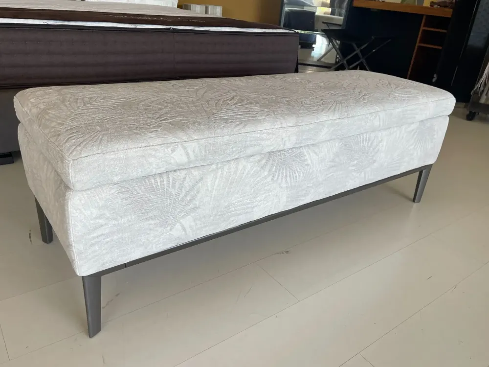 Outlet Pouf modello Coffer design a PREZZI OUTLET Pouf