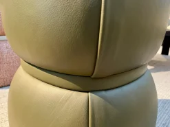 Pouf modello Leplì design a PREZZI OUTLET^Poltrona Frau Hot