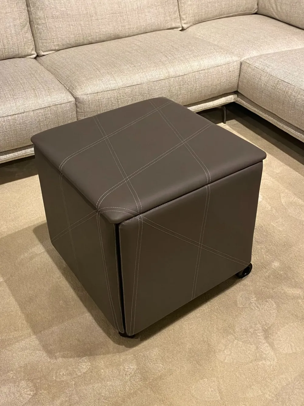 Pouf senza letto Cubix in offerta^Ozzio Hot