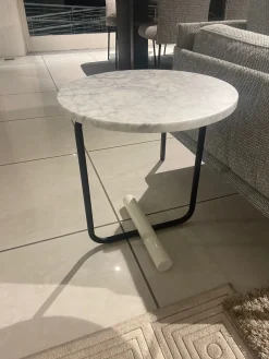 Zanotta Prezzi ribassati per il tavolino design Toto di- Tavolini