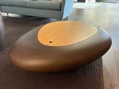 Prezzi ribassati per il tavolino design Ios kos di^Tonin Casa New