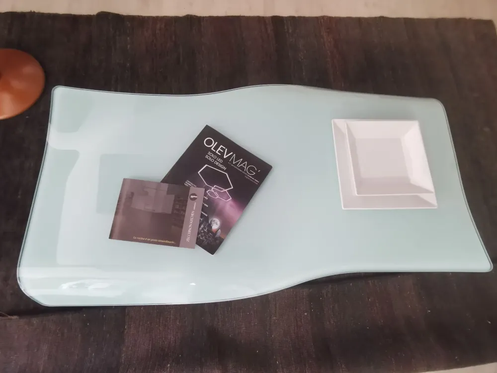 Prezzi ribassati per il tavolino design Navile di^Artigianale Outlet